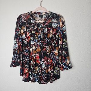 JTB Women's Black Floral Print Lace Yoke Pleated Tunic Blouse Size Small Shirt